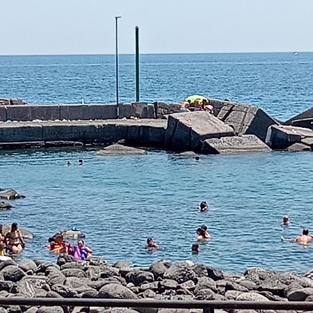 Villa Mamis Aeroporto di Catania Fontana Rossa Esterno foto